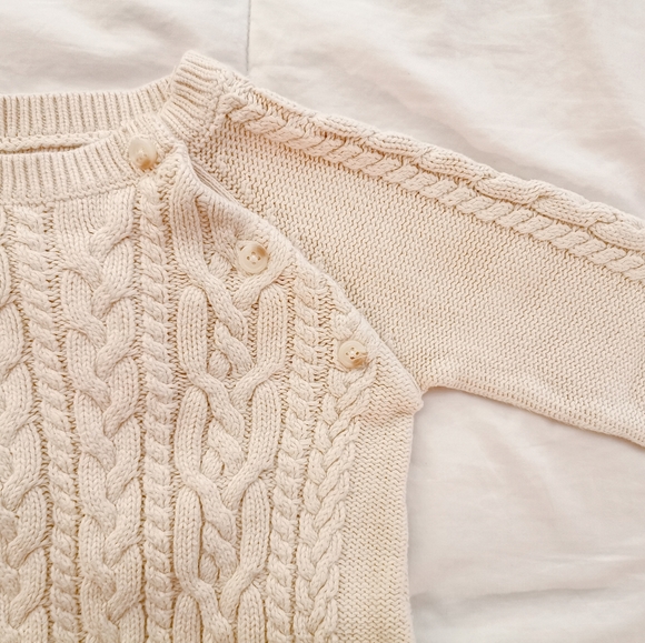 Baby Gap - Cream Cable Knit Sweater Romper for Baby Boy - 18-24 months - Picture 3 of 5